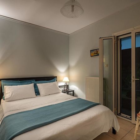 Maria'S Seaside Villa - House With 3 Rooms In Marathon, With Wonderful Kültér fotó