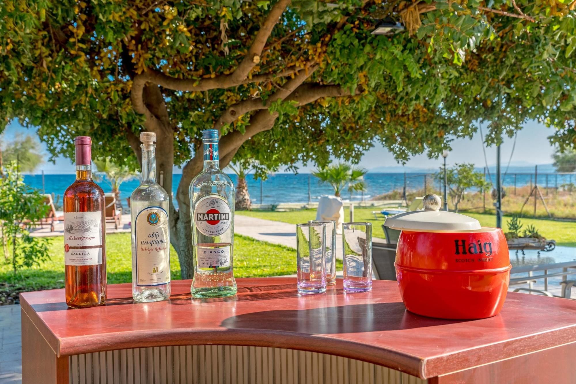 Maria'S Seaside Villa - House With 3 Rooms In Marathon, With Wonderful Kültér fotó