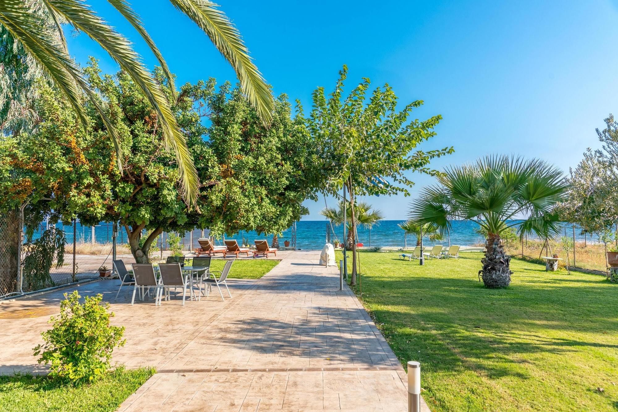 Maria'S Seaside Villa - House With 3 Rooms In Marathon, With Wonderful Kültér fotó