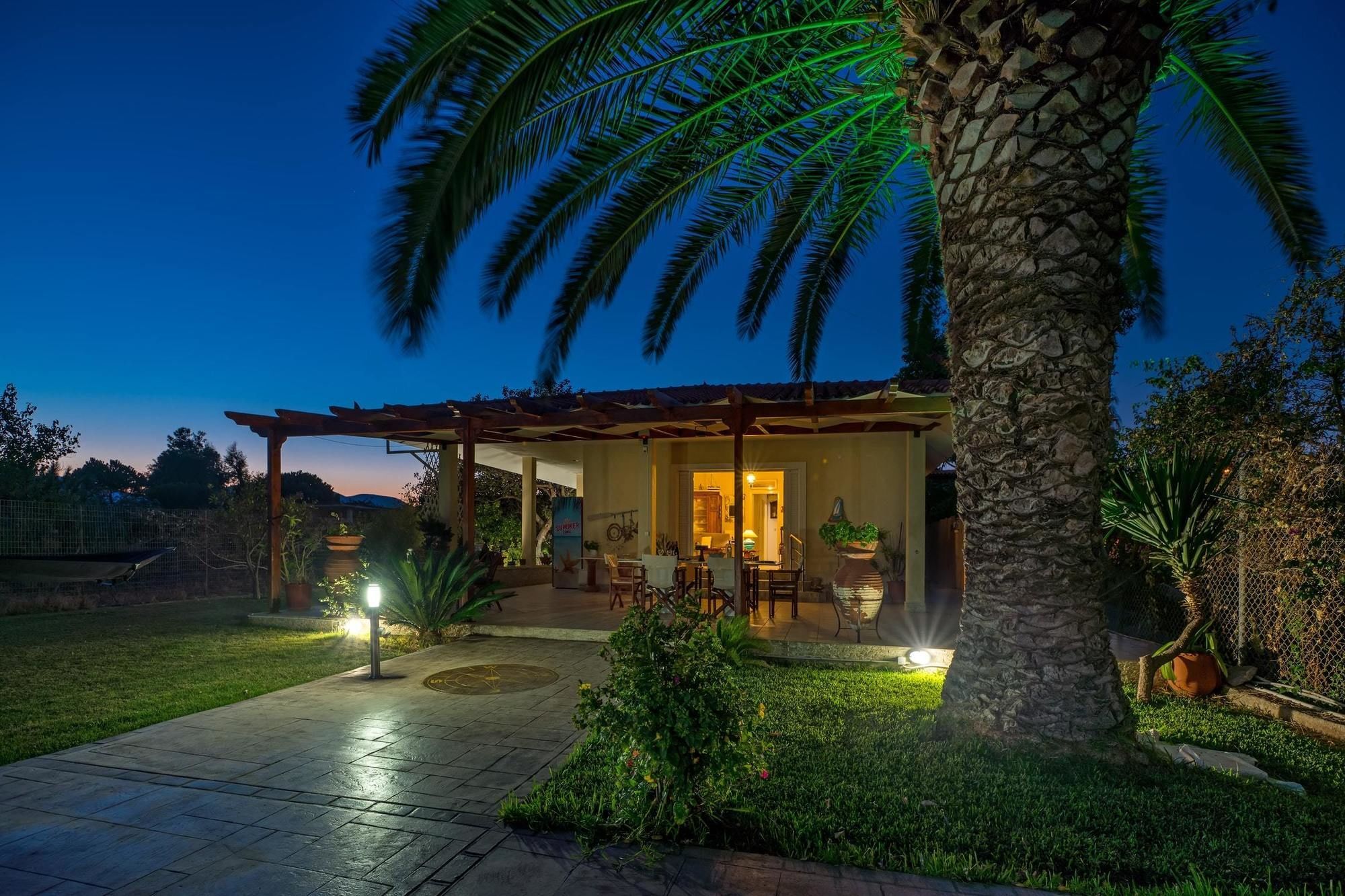 Maria'S Seaside Villa - House With 3 Rooms In Marathon, With Wonderful Kültér fotó