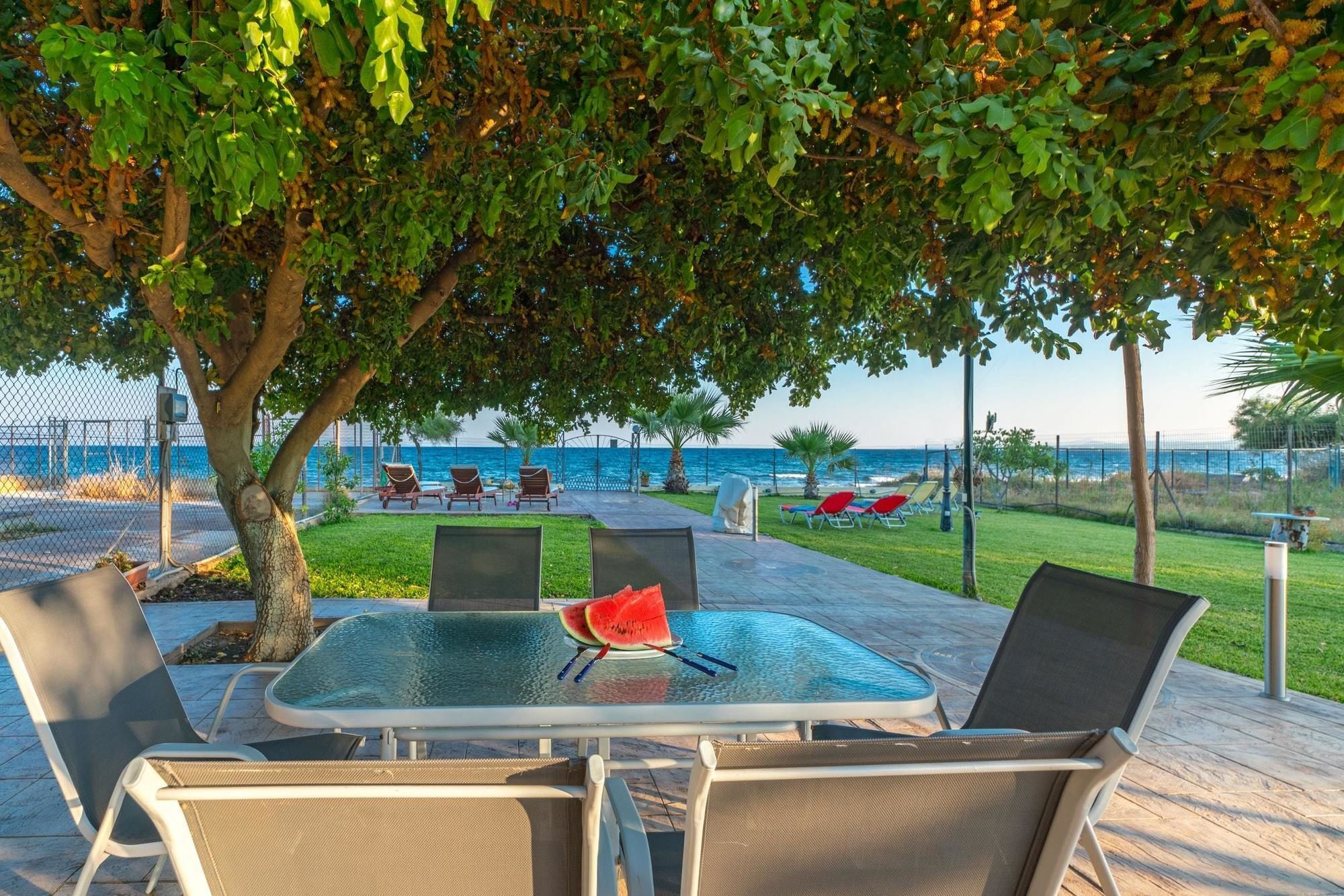 Maria'S Seaside Villa - House With 3 Rooms In Marathon, With Wonderful Kültér fotó